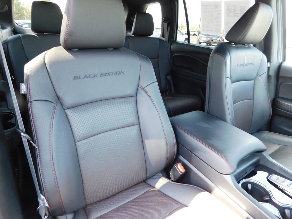 Used 2024 Honda Passport Black Edition image 21