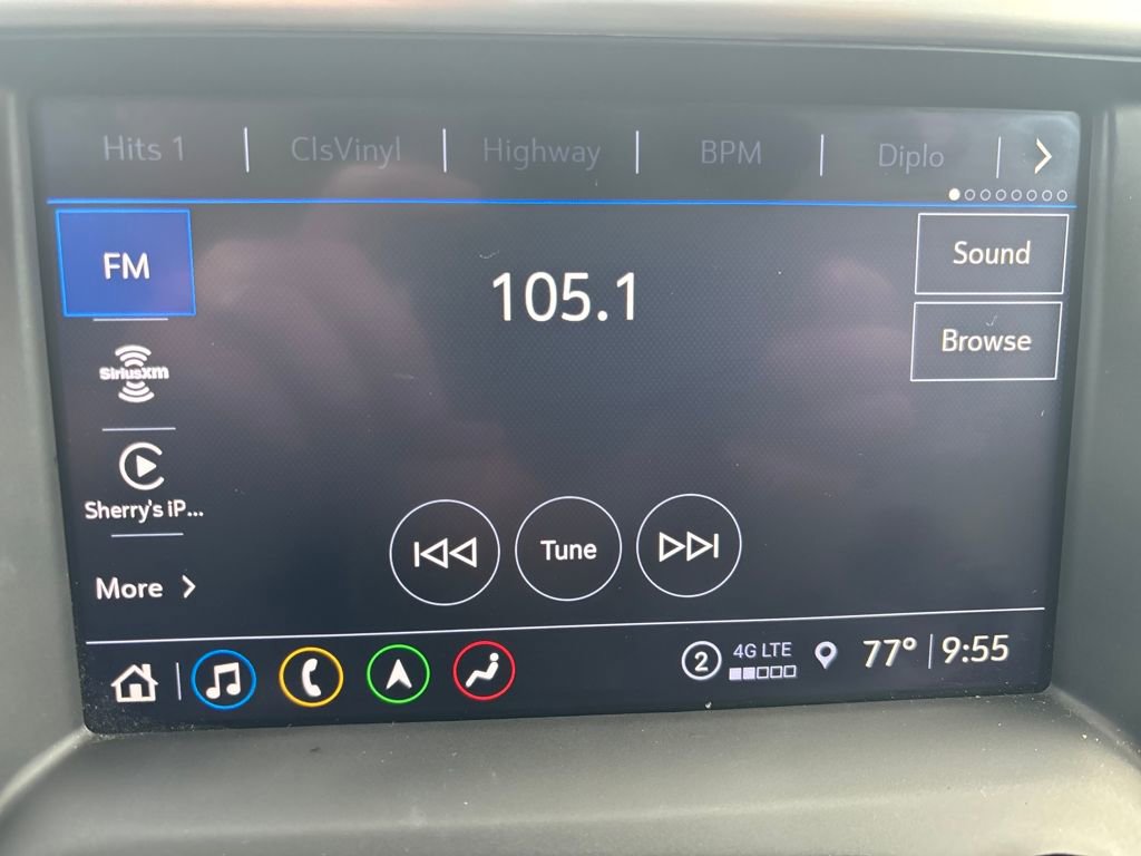 Used 2022 GMC Acadia SLT w/ Elevation Edition image 20