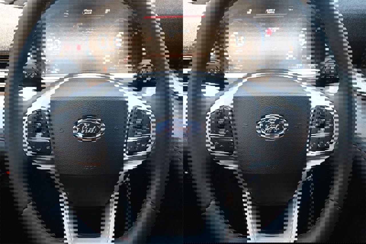 New 2025 Ford Explorer Active image 35
