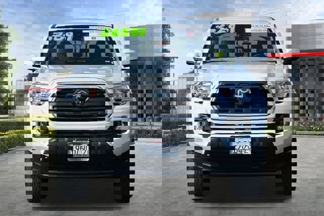 Certified 2019 Toyota Tacoma SR5 image 10