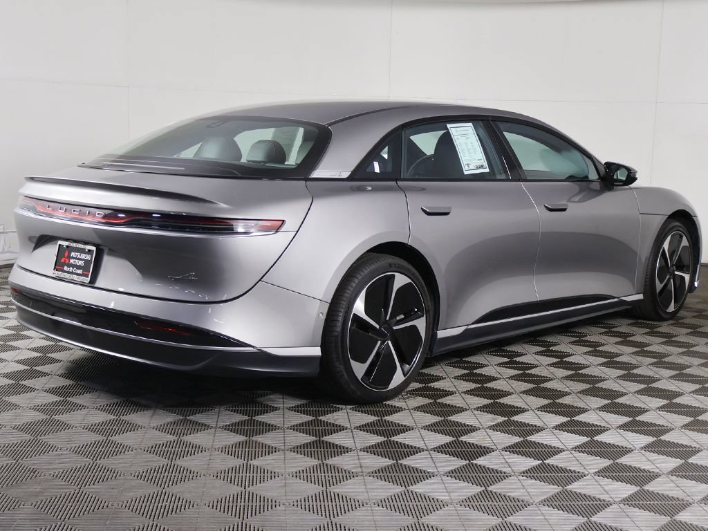 Used 2024 Lucid Air Pure RWD image 11