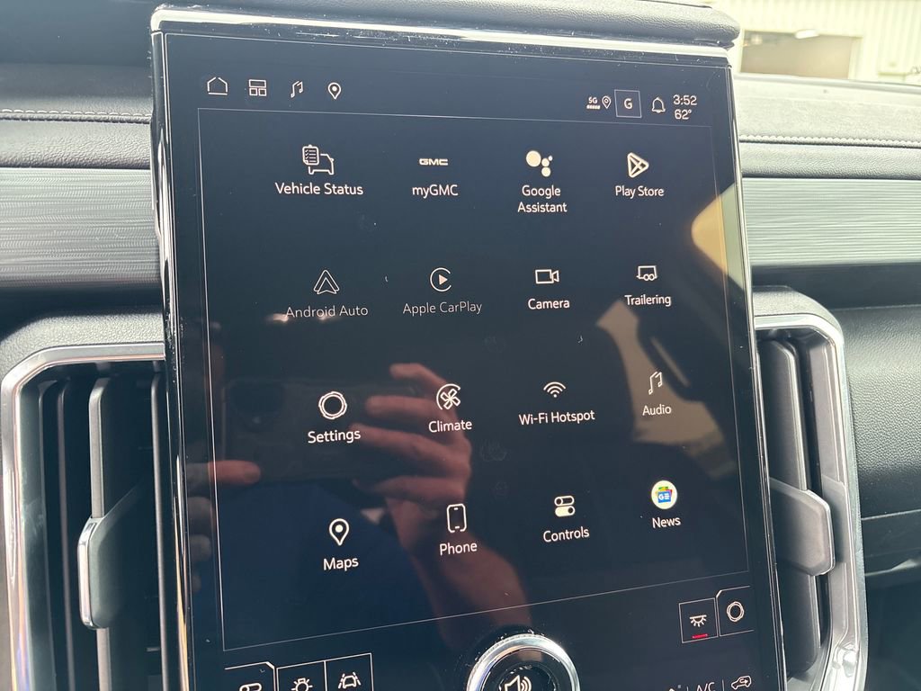 New 2026 GMC Acadia Elevation image 28