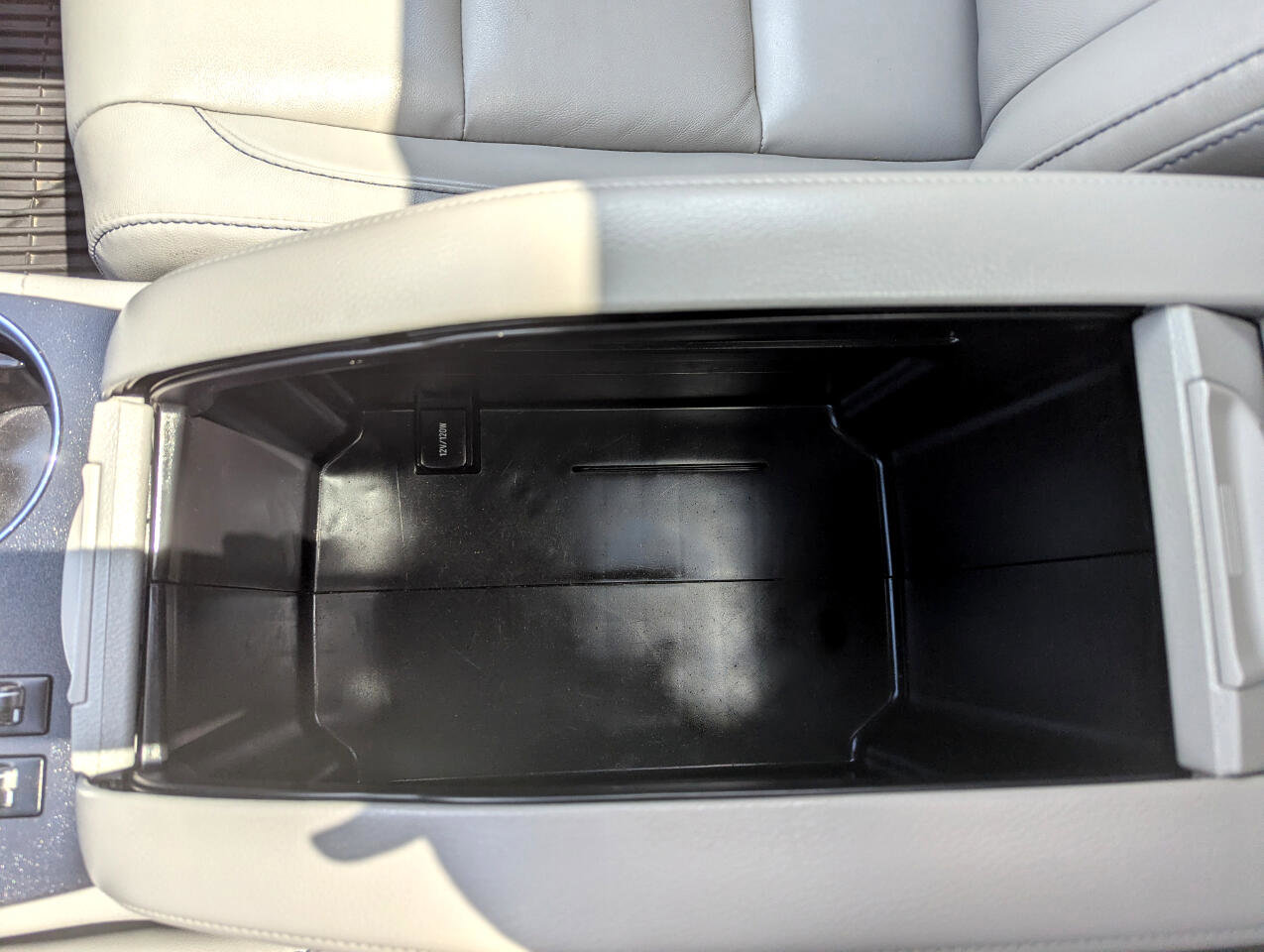 Used 2018 Toyota Highlander XLE image 31