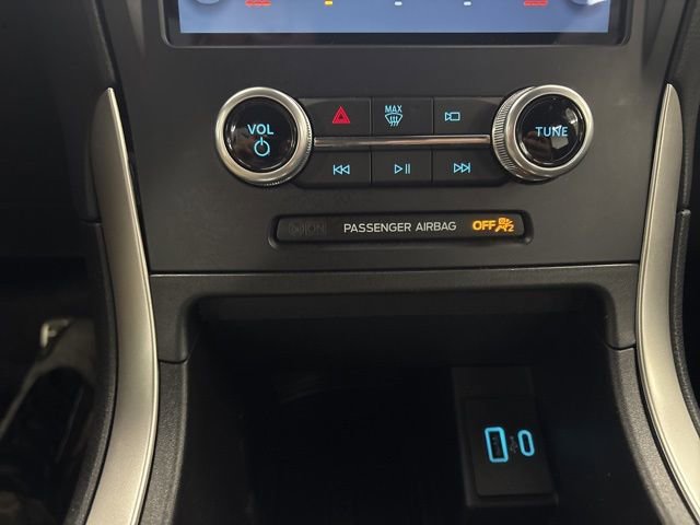 Used 2023 Ford Edge ST-Line w/ Class II Trailer Tow Package AWD/4WD image 37