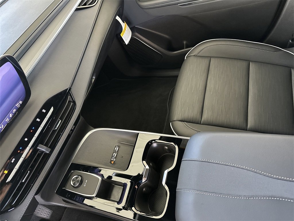 New 2025 Buick Enclave Sport Touring w/ Power Package image 26