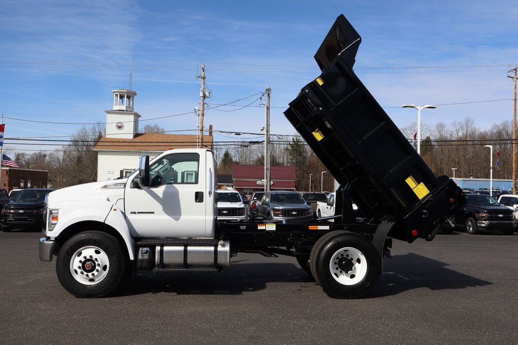New 2026 Ford F750 2WD Regular Cab Super Duty image 17