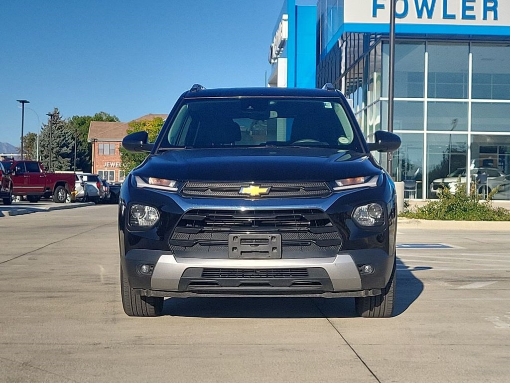 Used 2023 Chevrolet TrailBlazer LT AWD/4WD image 3