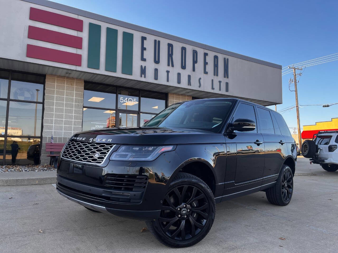 Used 2021 Land Rover Range Rover Westminster Edition image 1