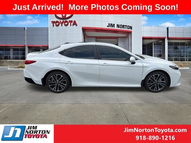 Used 2025 Toyota Camry XLE w/ Premium Plus Package FWD image 8