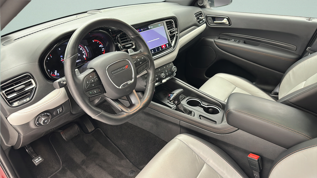 Used 2022 Dodge Durango R/T w/ Tow 'N Go Package AWD/4WD image 12