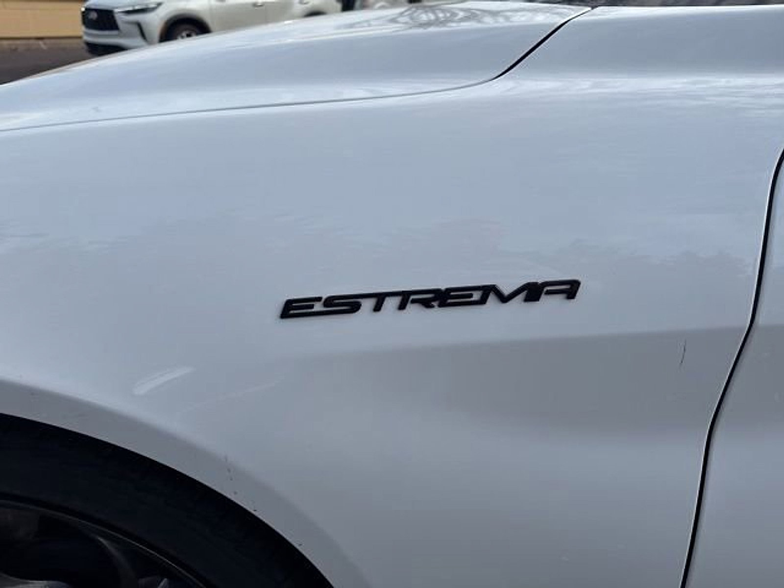 Used 2023 Alfa Romeo Giulia Estrema image 4