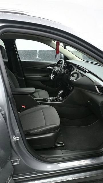 Used 2023 Buick Encore GX Select w/ Sport Touring Package image 11