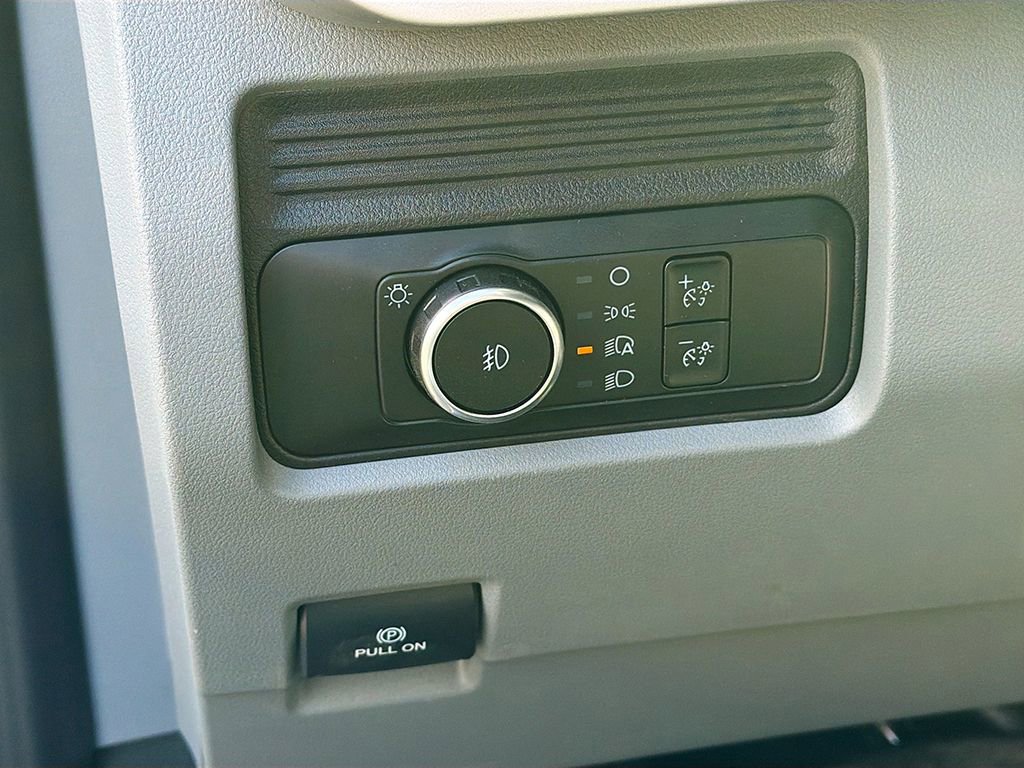 New 2026 Ford F550 4x4 Crew Cab image 24