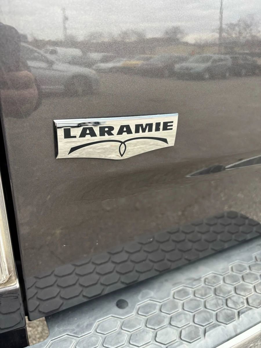 Used 2015 RAM 1500 Laramie w/ Convenience Group image 6