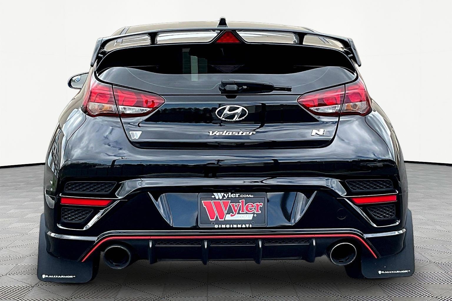 Used 2020 Hyundai Veloster N w/ Performance Package image 3