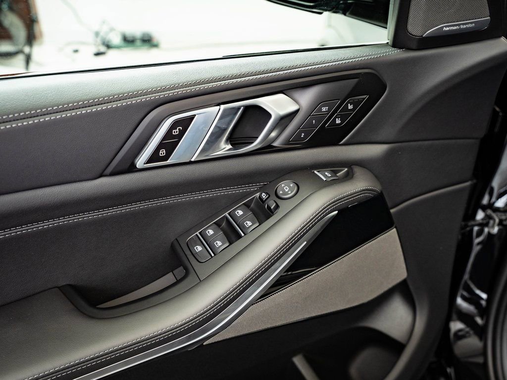 New 2026 BMW X5 M Competition w/ Executive Package AWD/4WD image 24