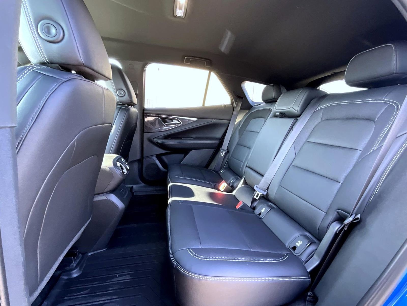 New 2026 Chevrolet Blazer EV LT image 11