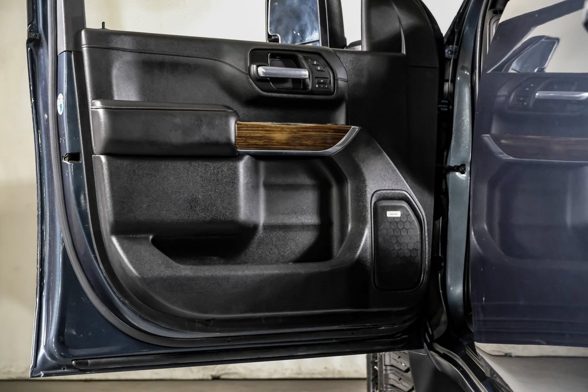 Used 2020 Chevrolet Silverado 2500 High Country w/ Technology Package AWD/4WD image 35