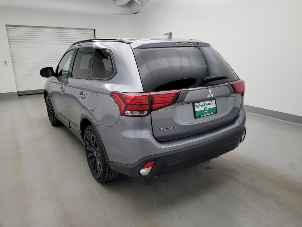Used 2020 Mitsubishi Outlander SE AWD/4WD image 5