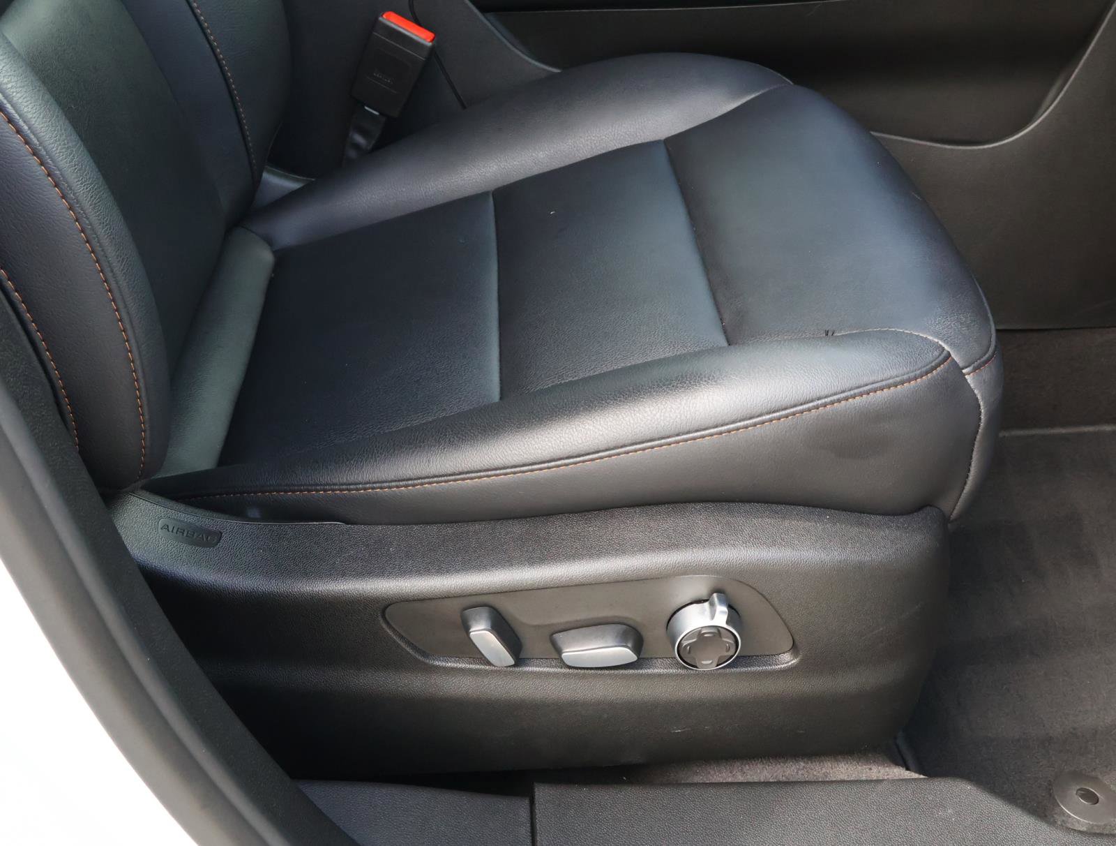 Used 2023 Cadillac XT4 Sport FWD image 23