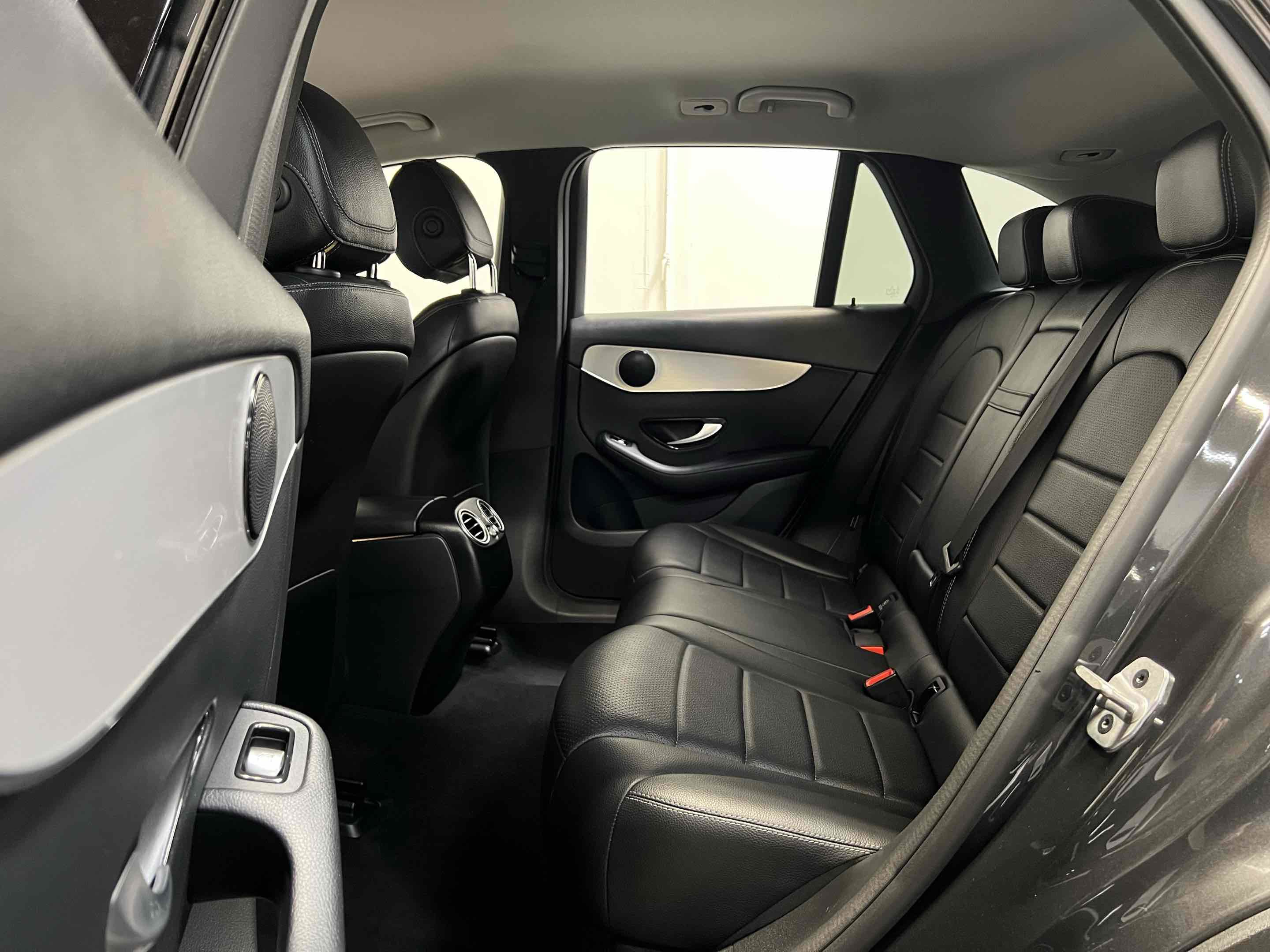 Used 2022 Mercedes-Benz GLC 300 image 61