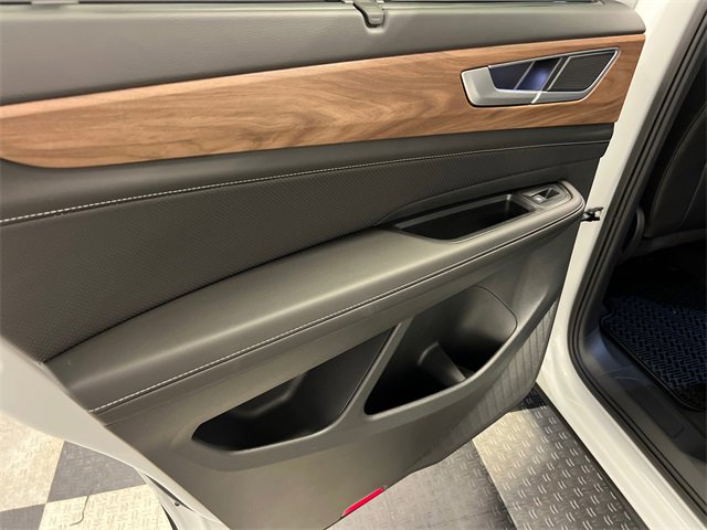 New 2026 Volkswagen Atlas SE image 11