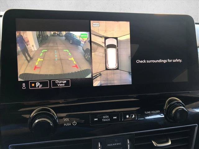 Used 2022 Nissan Armada SL w/ Midnight Edition Package RWD image 18