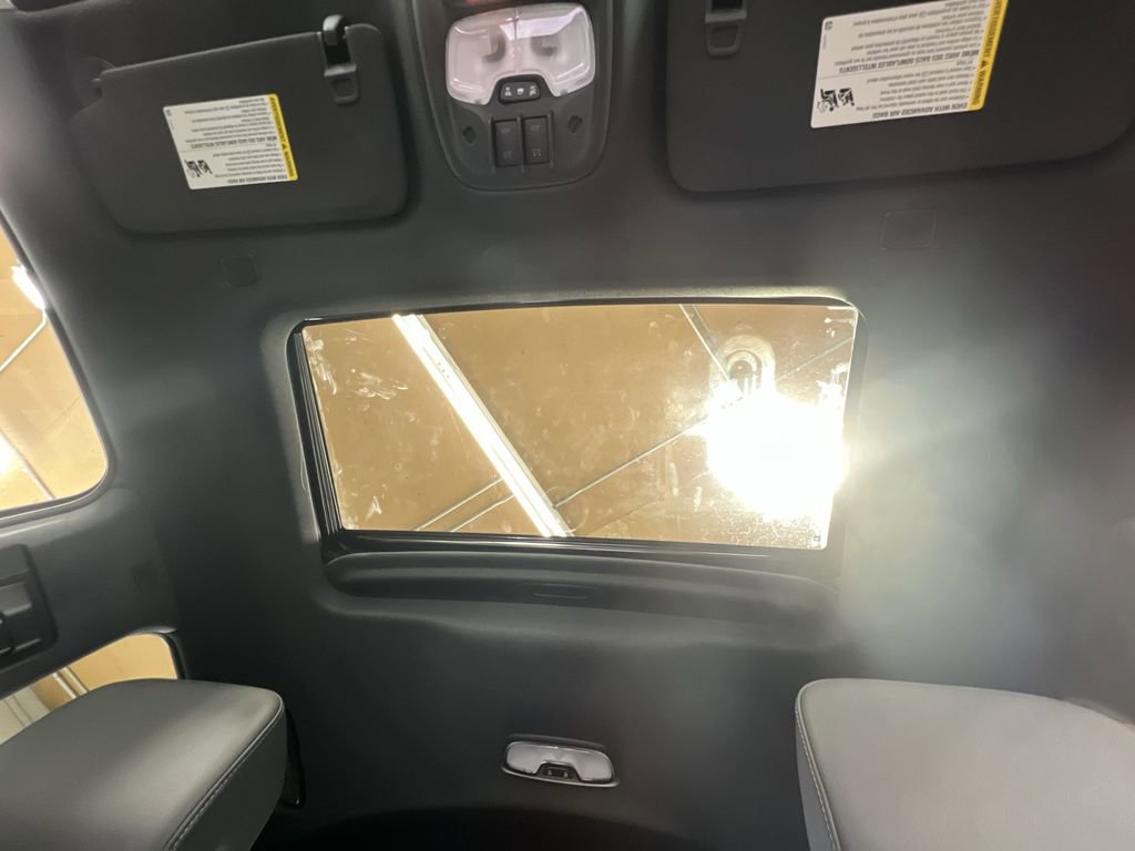 New 2025 GMC Canyon Elevation w/ Convenience Package image 19