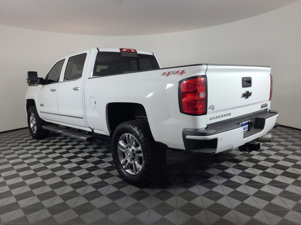 Used 2017 Chevrolet Silverado 2500 High Country w/ Duramax Plus Package image 5