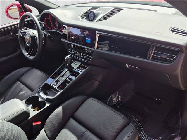 Used 2026 Porsche Macan S AWD/4WD image 23