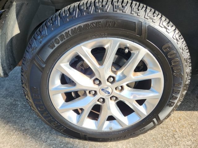 Used 2017 Ford Expedition EL Limited AWD/4WD image 13