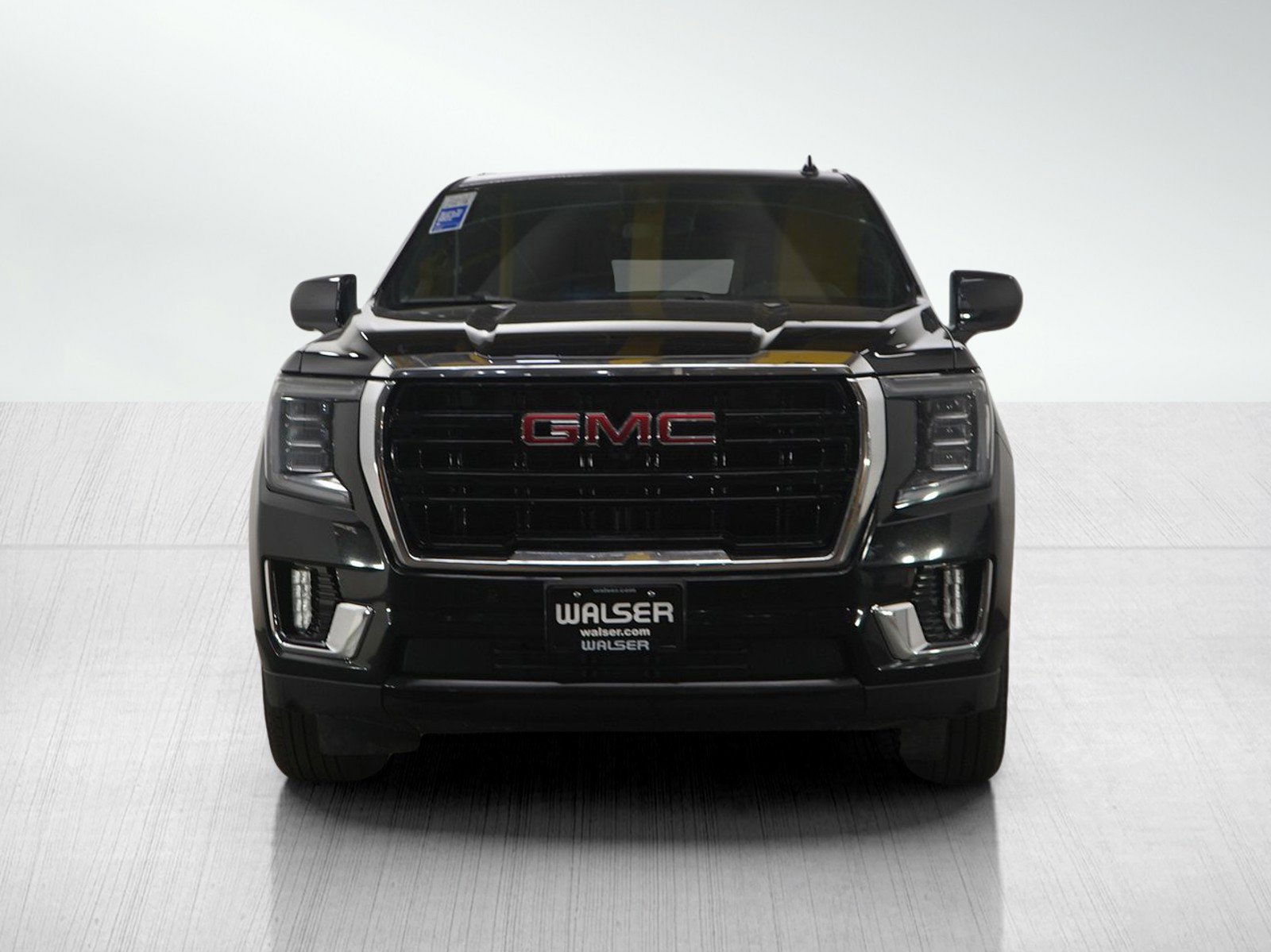 Used 2023 GMC Yukon XL SLE image 8