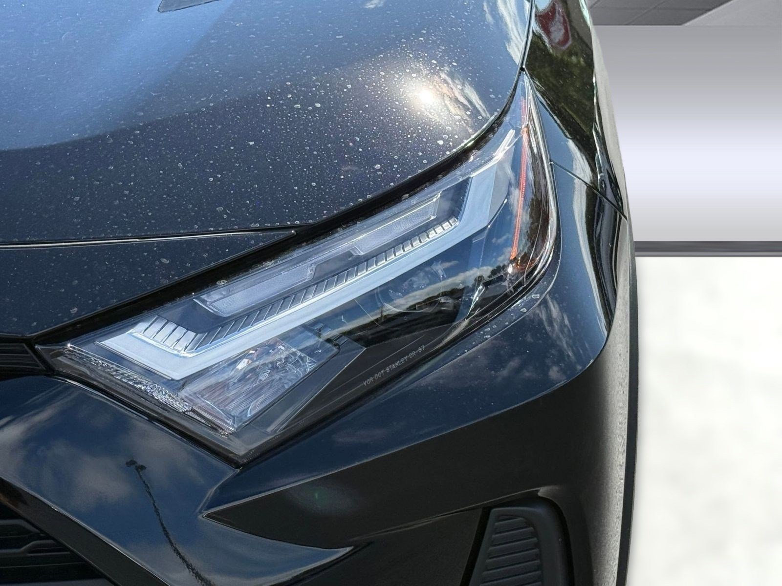 Certified 2025 Toyota RAV4 XLE w/ Convenience Package image 11