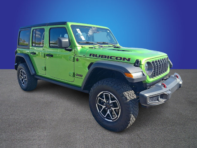 Used 2025 Jeep Wrangler Unlimited Rubicon w/ Convenience Group AWD/4WD image 3