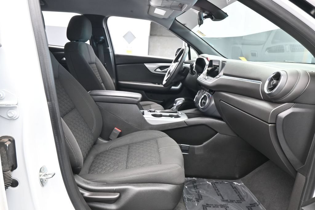 Used 2022 Chevrolet Blazer LT FWD image 48