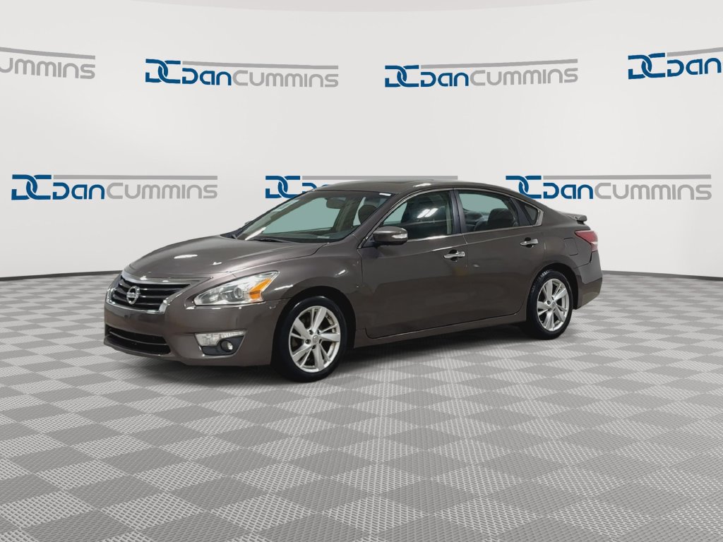 Used 2013 Nissan Altima 2.5 SV w/ 2.5SV Convenience Pkg FWD image 4