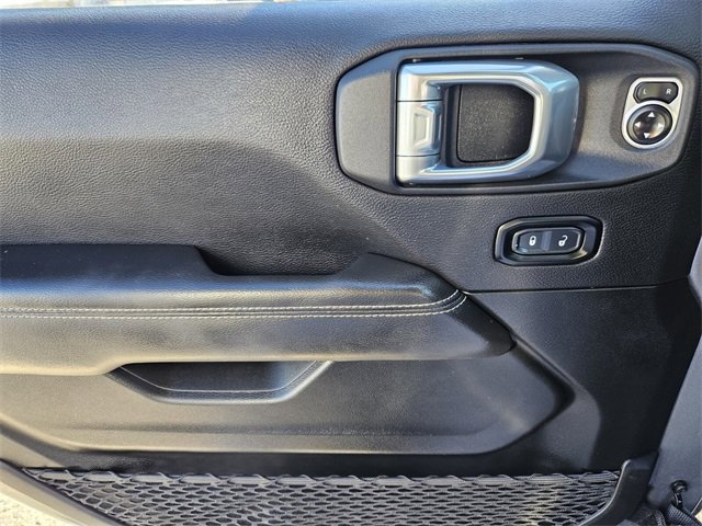 Used 2020 Jeep Wrangler Unlimited Sahara w/ Cold Weather Group image 32