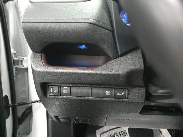 Used 2023 Toyota RAV4 Limited image 26