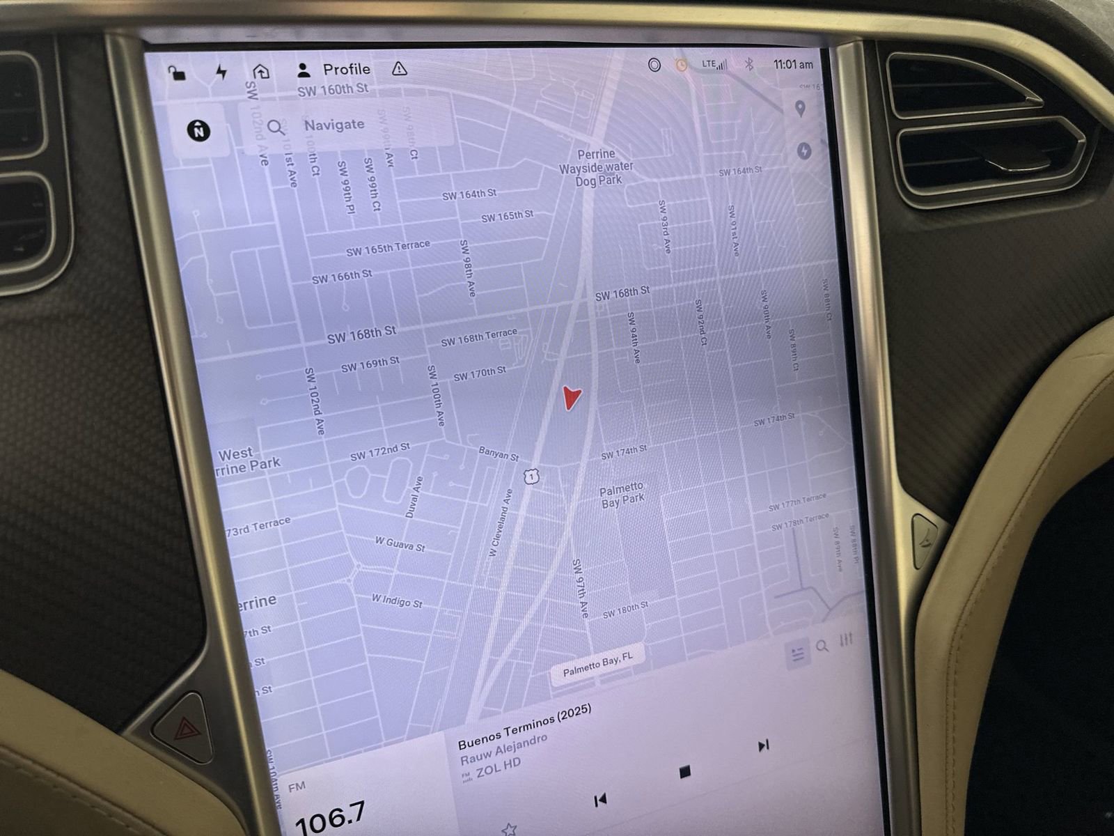 Used 2017 Tesla Model X 75D image 16