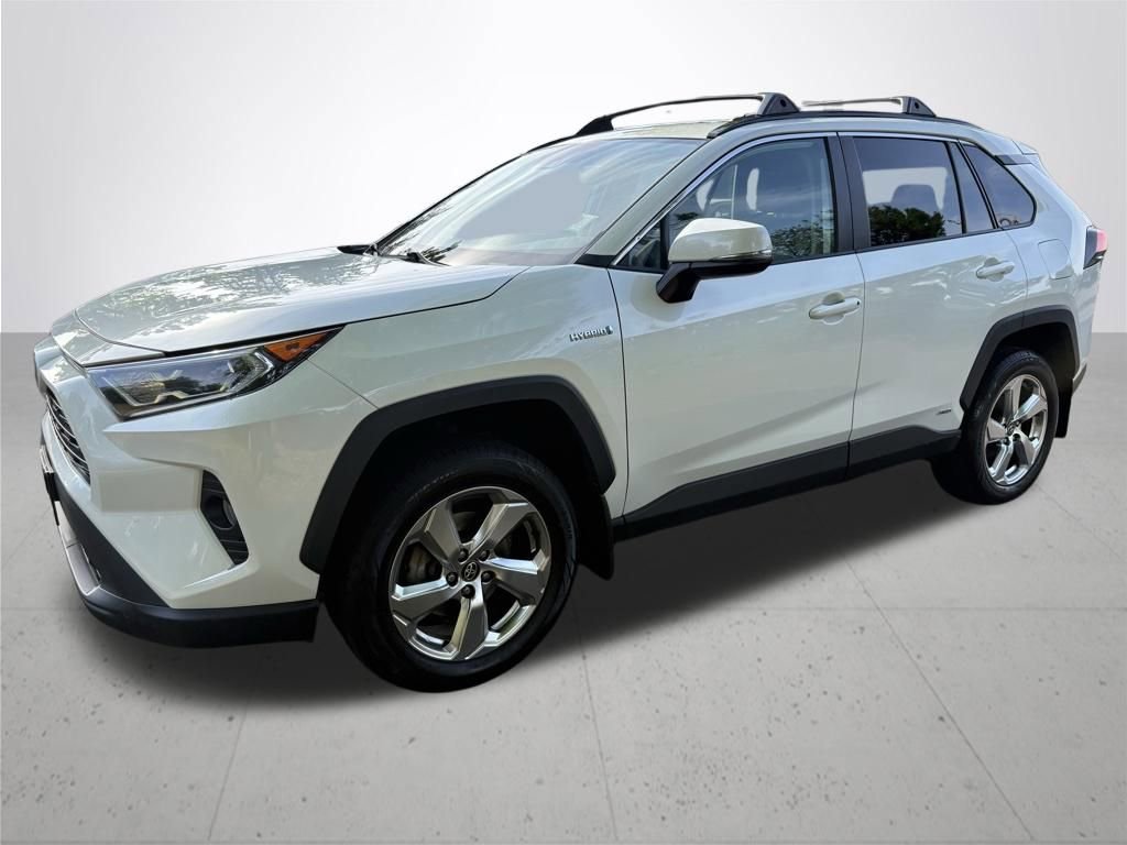 Used 2021 Toyota RAV4 XLE Premium AWD/4WD image 2
