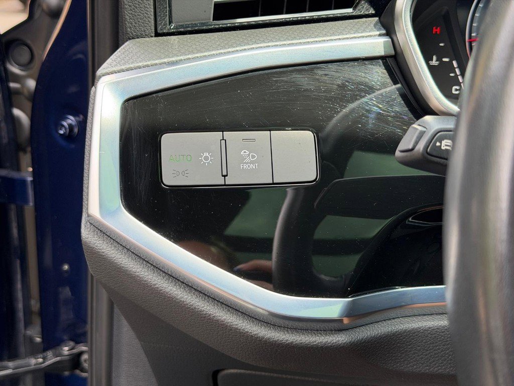 Used 2023 Audi Q3 2.0T Premium Plus w/ Premium Plus Package image 17