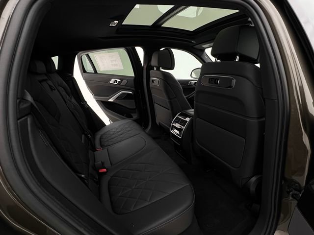 Used 2024 BMW X6 xDrive40i w/ Premium Package image 14