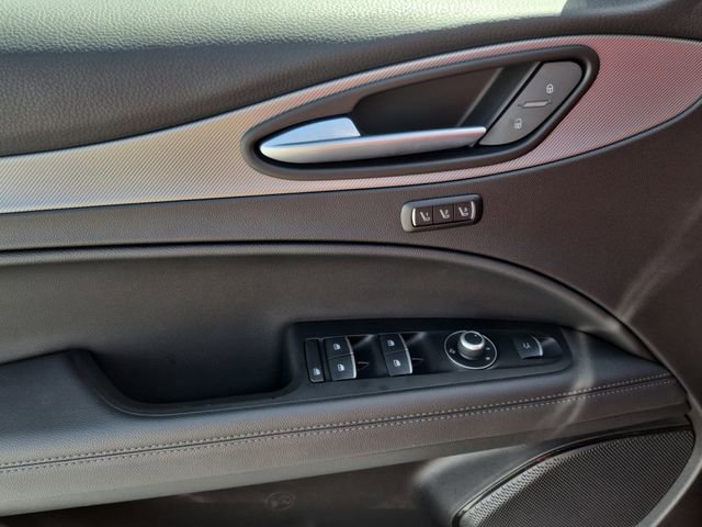 Used 2025 Alfa Romeo Stelvio Sprint w/ Veloce Package image 23