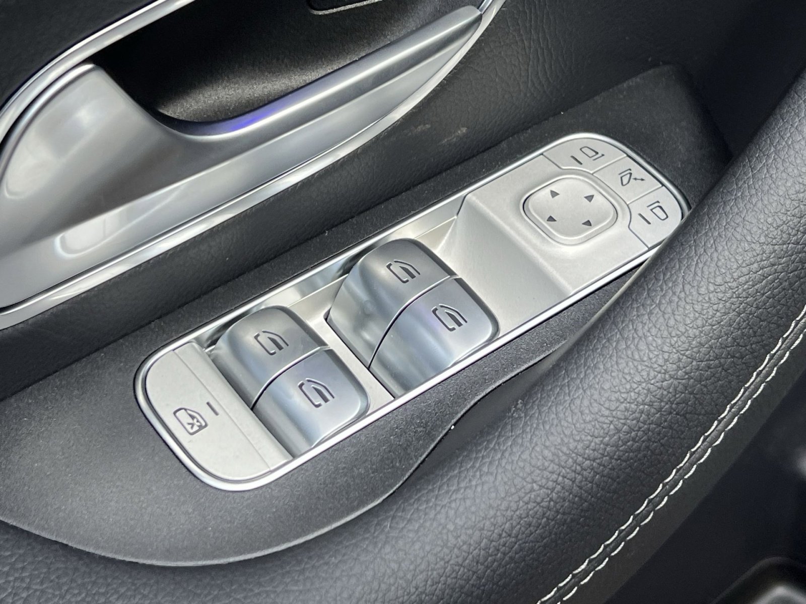 New 2026 Mercedes-Benz GLE 350 4MATIC image 13