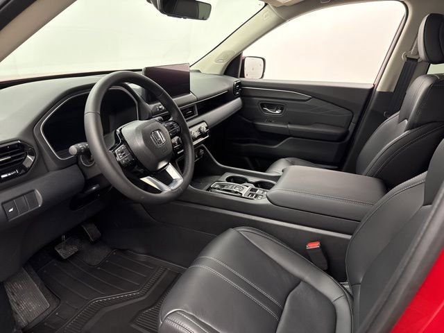 New 2026 Honda Pilot Touring image 17