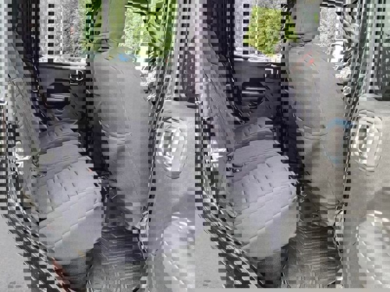 Used 2022 Jeep Gladiator Rubicon image 17