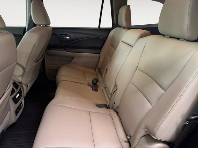 Used 2022 Honda Pilot Touring image 21
