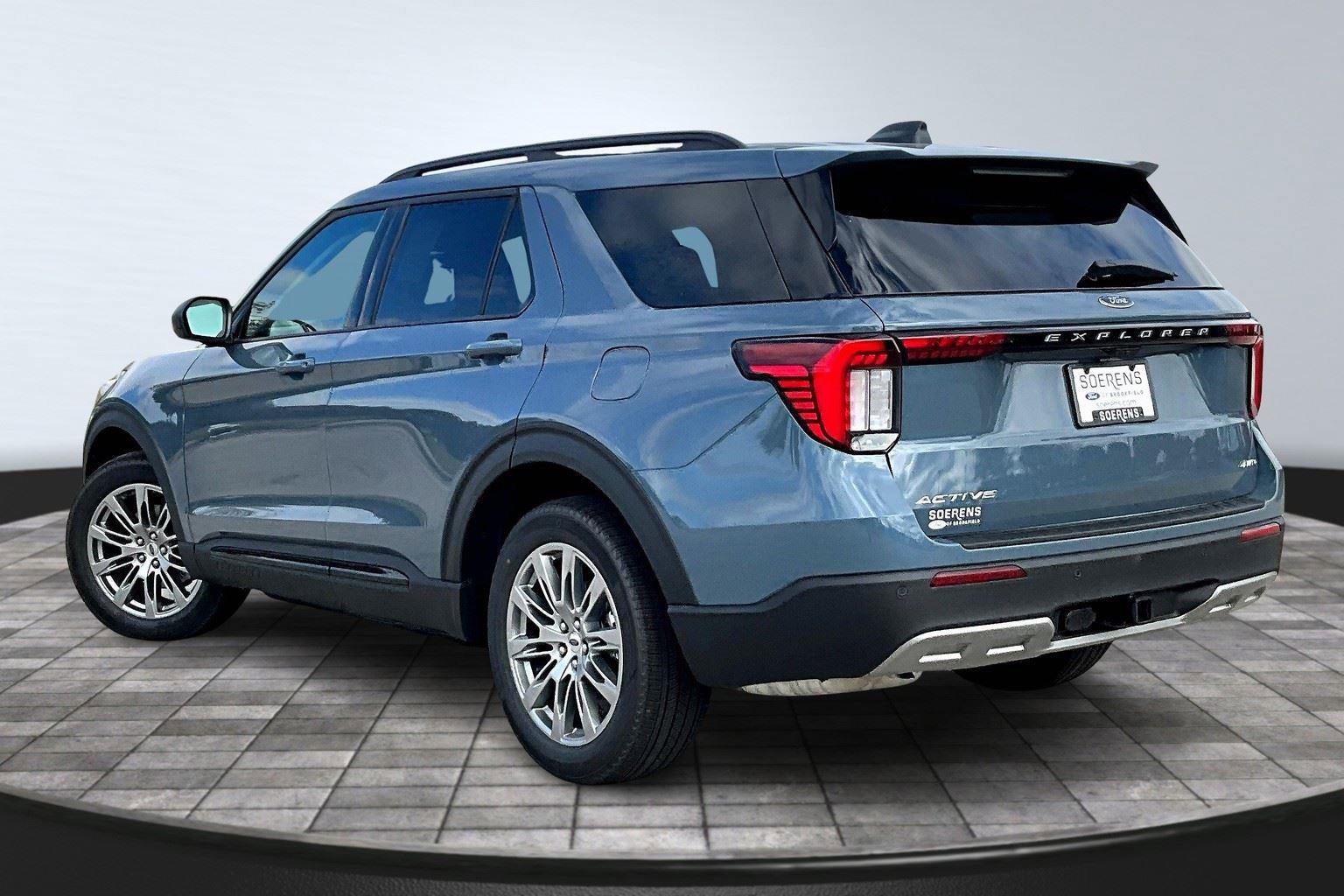 New 2026 Ford Explorer Active image 4