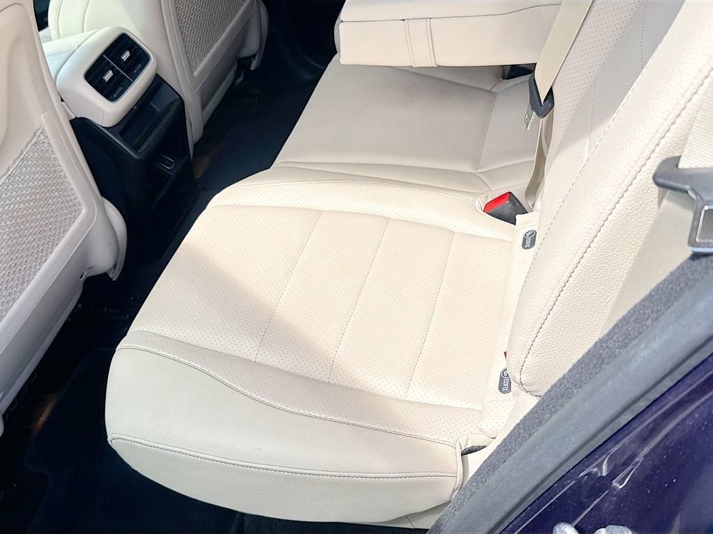 Used 2021 Mercedes-Benz GLE 350 w/ 3rd Row Seat Package image 29