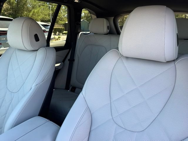 Used 2025 BMW X5 xDrive40i w/ Premium Package AWD/4WD image 20